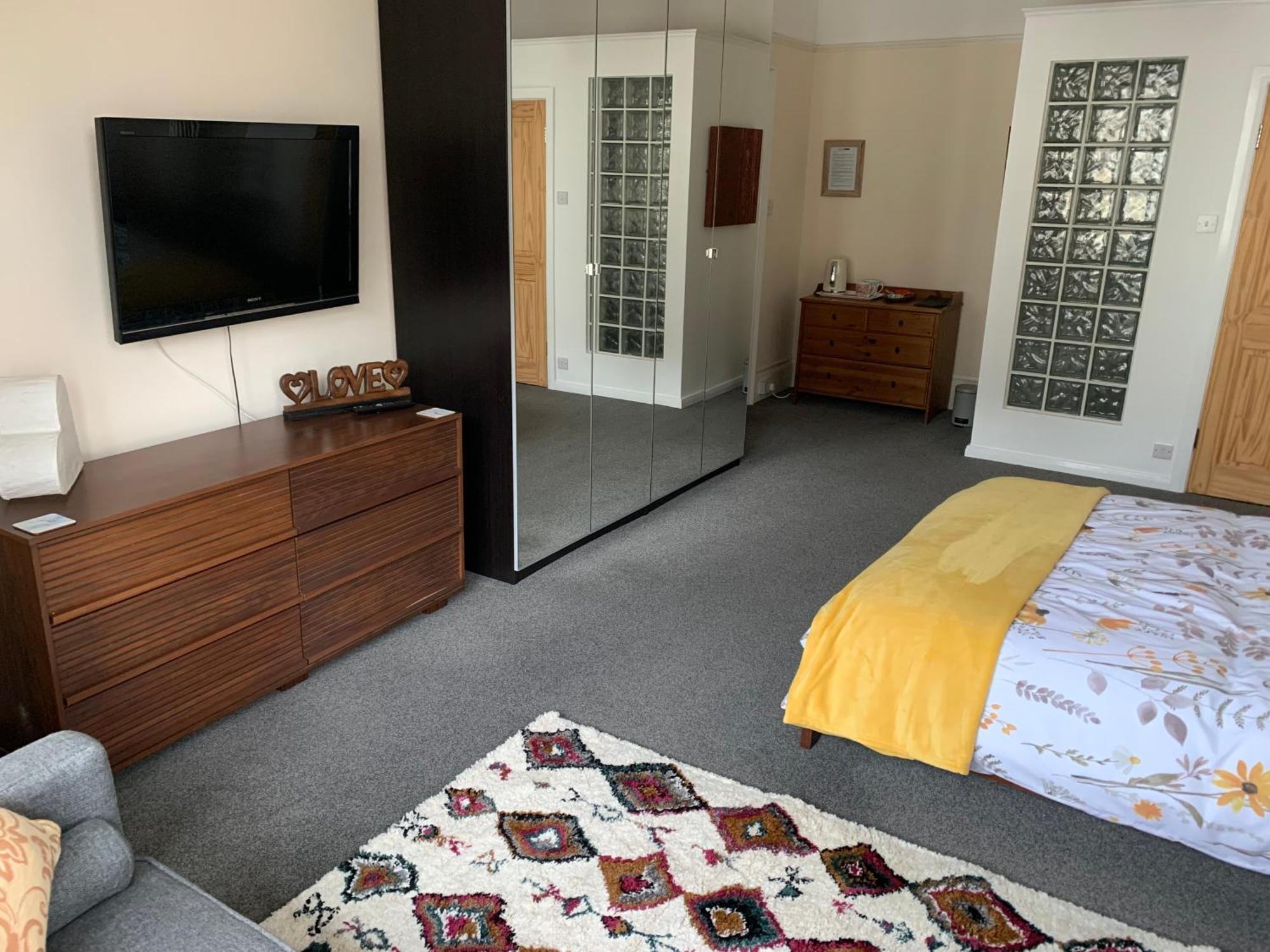 Ocean View Double With Ensuite, With Access To Private Garden And Bike Store Margate Exterior photo