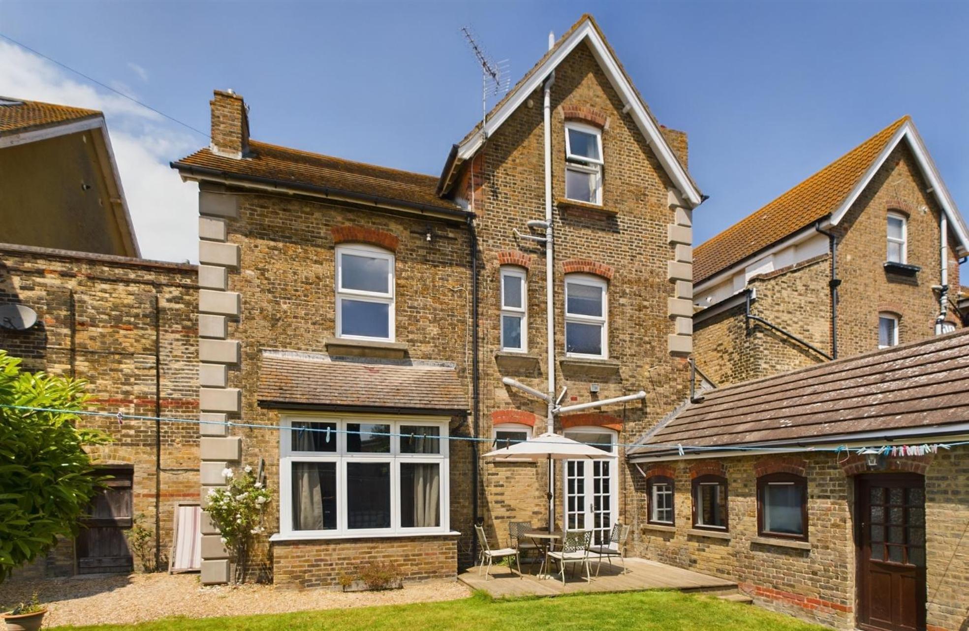 Ocean View Double With Ensuite, With Access To Private Garden And Bike Store Margate Exterior photo